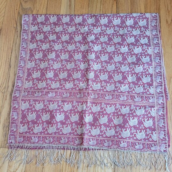 Vintage Handmade Red & Gold Elephant Pattern Silk & Rayon Table Runner With Frin - Picture 5 of 7